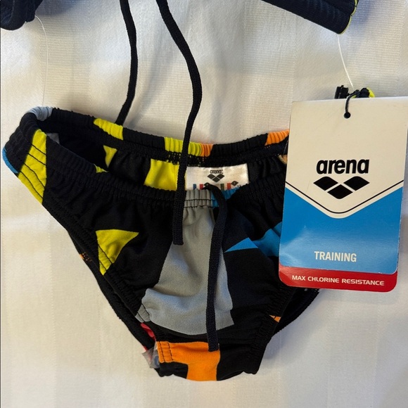 ARENA Bikini Bathing Suit Girls Two Piece Max Life Training Sz 22 (Age 4-5/6-7) - Picture 3 of 9